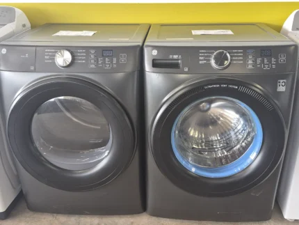 Front-Load Washer 4.6 cu ft (carbon graphite)